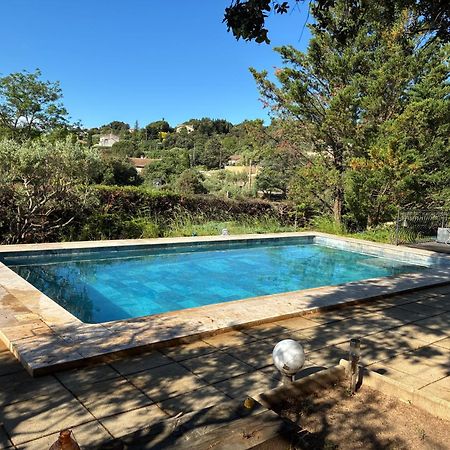 Gite 2 Chambres Avec Piscine Sernhac 외부 사진